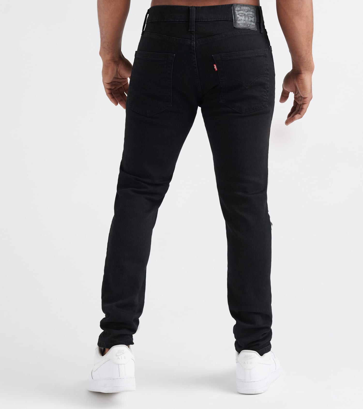 Levis 512 Slim Tapered Jeans (Black) - 288330365 | Jimmy Jazz