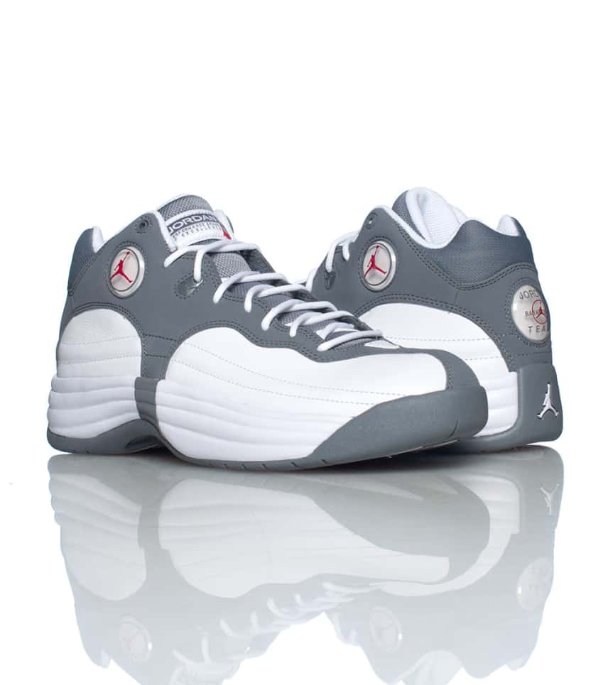 Jordan Jumpman Team 1 Sneaker (Grey) - 644938105 | Jimmy Jazz