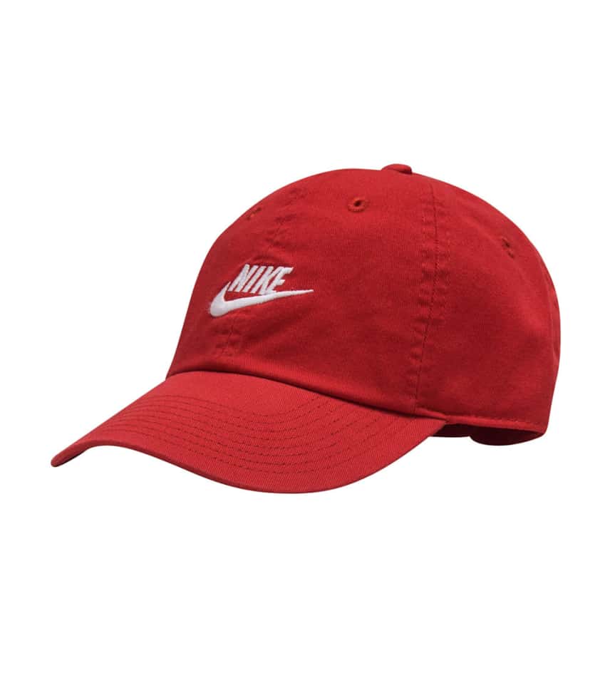 red nike hat